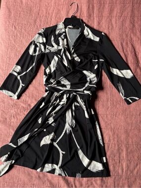 BCBGMaxAzria Black and White Abstract Wrap Dress